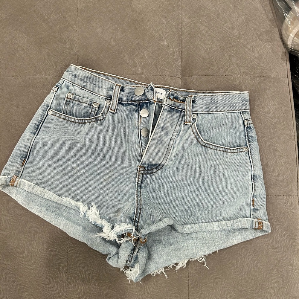 Revolve Superday Jean shorts size 26